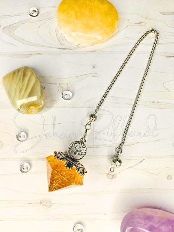 Pendule citrine et médaillon arbre de vie