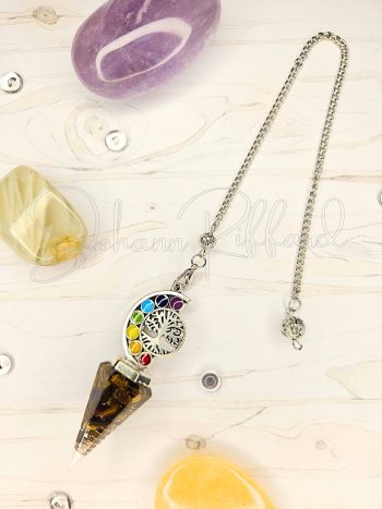 Pendule œil de tigre, arbre de vie et couleur chakras